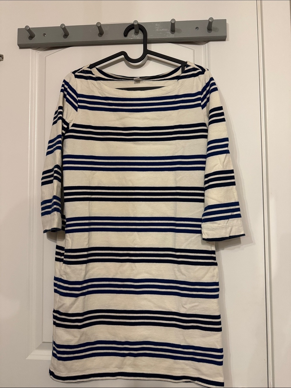 Uniqlo Boatneck Long-Sleeve Striped Shift Dress in White and Blue